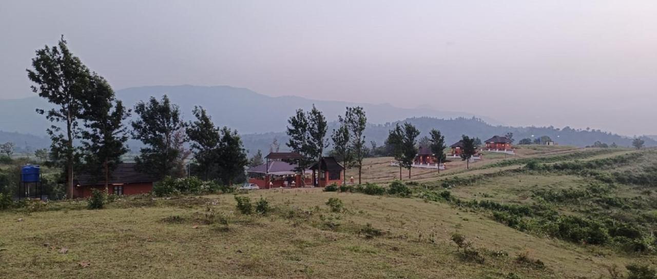 Misty Valley Resort Varagampadi Kültér fotó