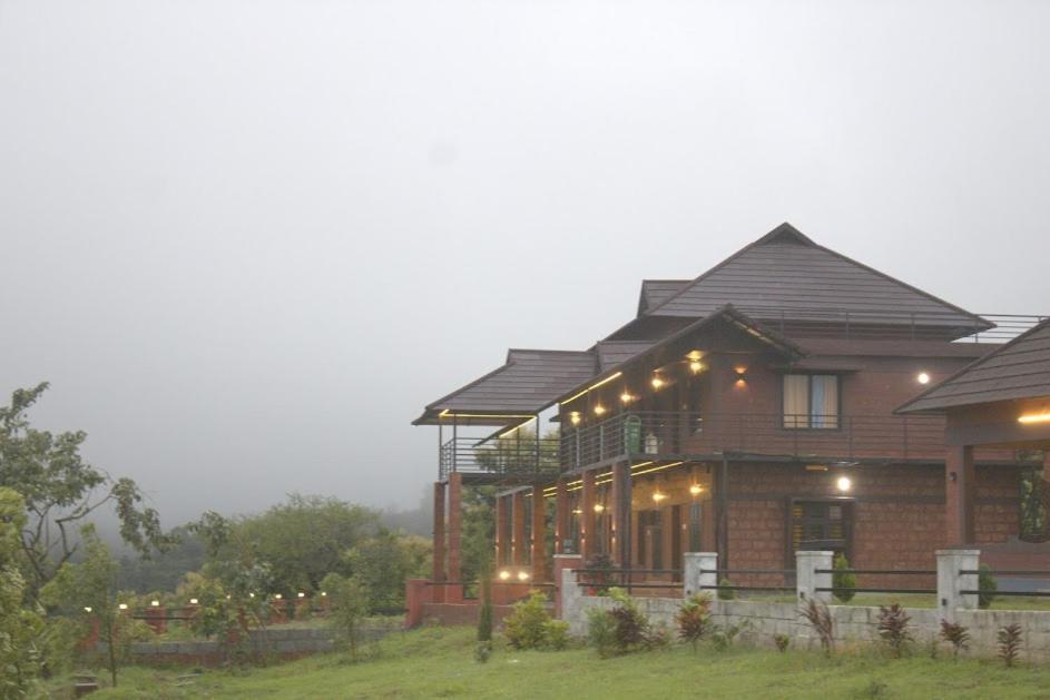 Misty Valley Resort Varagampadi Kültér fotó
