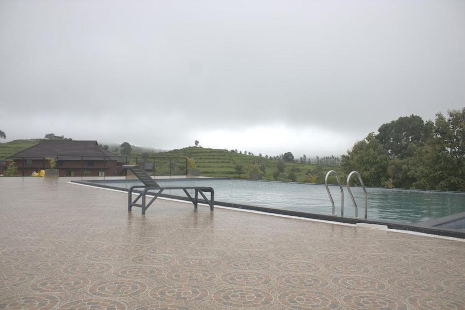 Misty Valley Resort Varagampadi Kültér fotó
